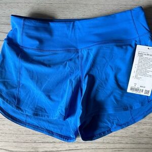 NWT Size 6 Lululemon Speed Up MR short - lined